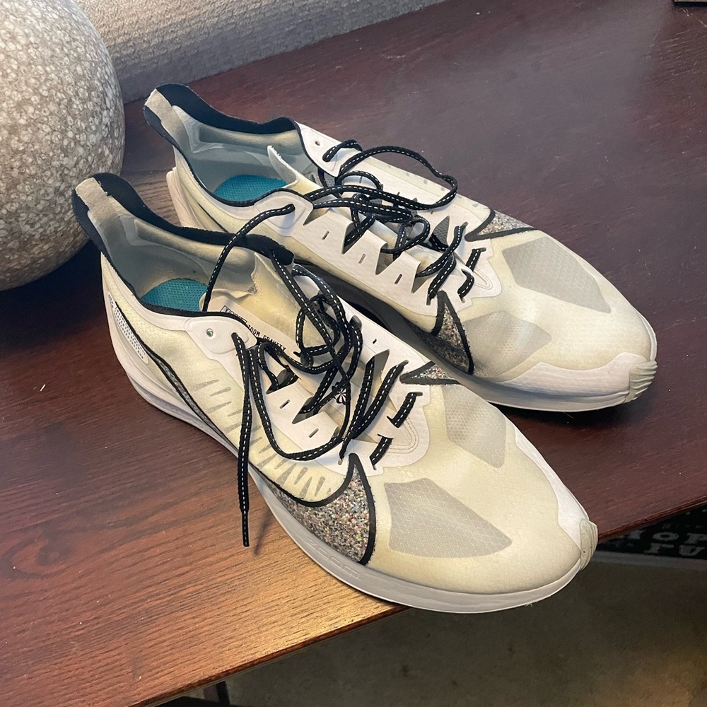 Nike Zoom Gravity